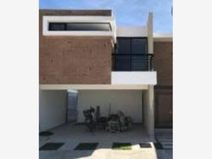 Casa en Venta en Real Santa Fe Villa de Álvarez