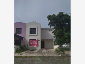 Casa en Venta en El Centenario Villa de Álvarez