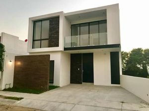 Casa en Venta en Residencial Esmeralda Norte Colima