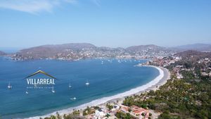 Terreno en playa La Ropa Zihuatanejo