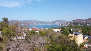 Terreno en playa La Ropa Zihuatanejo