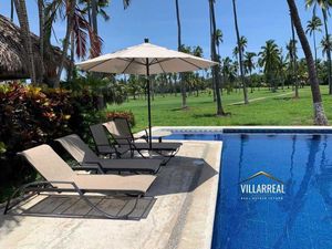 VILLA EN RESIDENCIAL CLUB DE GOLF IXTAPA