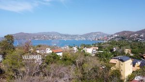 Terreno en playa La Ropa Zihuatanejo