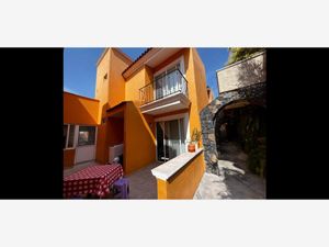 Casa en Venta en Burgos Temixco