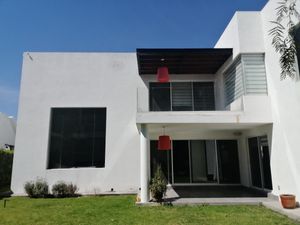 Casa en Renta en Balvanera Polo y Country Club Corregidora