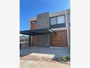 Casa en Venta en Altozano el Nuevo Querétaro Querétaro