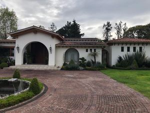 Casa en Venta en San Carlos Metepec