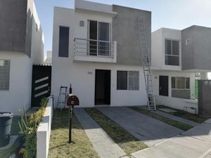 Casa en renta en FRESNO 5 54, Bosques de San Juan, San Juan del Río,  Querétaro, 76801.