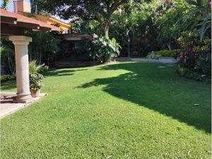 Casa en Venta en Burgos Temixco