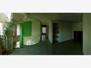 Casa en Venta en La Nopalera Tláhuac