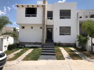 Casa en Venta en Cumbres del Lago Querétaro