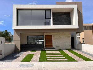 Casa en Venta en Loma Juriquilla Querétaro