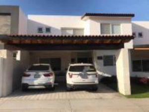 Casa en Renta en Lomas de Juriquilla Querétaro