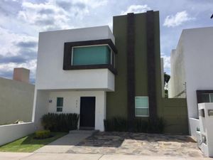 Casa en renta en Lomas de Juriquilla, Querétaro, Querétaro, 76226.