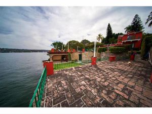 Casa en Venta en Tequesquitengo Jojutla