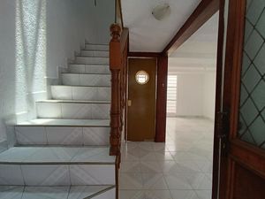 Casa en Venta en Villa de las Flores 1a Sección (Unidad Coacalco) Coacalco de Berriozábal