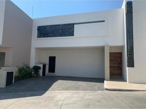 Casa en Venta en Palmira Tinguindin Cuernavaca