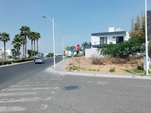 Terreno en Venta en Residencial el Refugio Querétaro