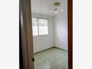 Casa en Venta en Jardines de los Claustros II Tultitlán