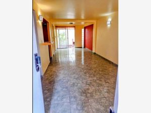 Casa en Venta en Jardines de los Claustros II Tultitlán