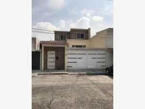 Casa en Venta en Ciudad Satelite Naucalpan de Juárez