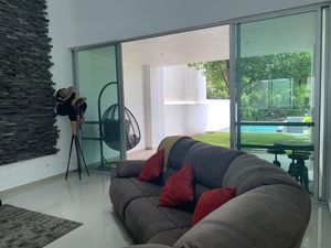 Casa en Venta en Burgos Bugambilias Temixco