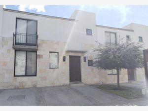 Casa en Venta en Residencial el Refugio Querétaro