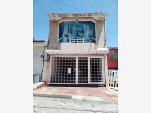 Casa en Venta en Cumbres del Valle Tlalnepantla de Baz