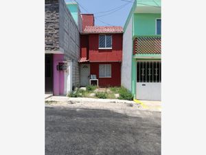 Casa en Venta en INFONAVIT Mateo de Regil Rodríguez Puebla