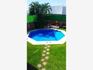 Casa en Venta en Burgos Bugambilias Temixco