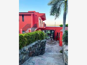 Casa en Venta en Tequesquitengo Jojutla