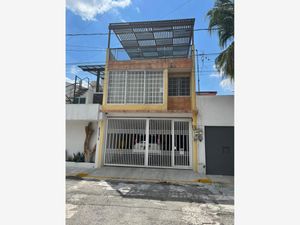 Casa en Venta en Santa Cruz Buenavista Puebla