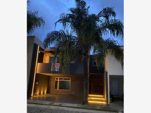 Casa en Venta en Rincón de Atlixcayotl San Andrés Cholula