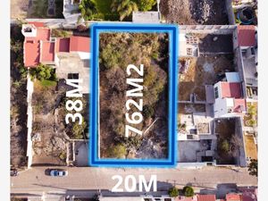 Terreno en Venta en Colinas del Bosque 1a Sección Corregidora