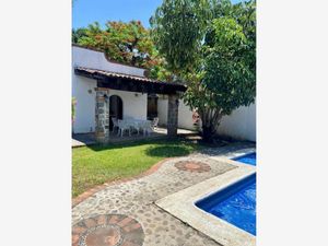 Casa en Venta en Lomas de Atzingo Cuernavaca