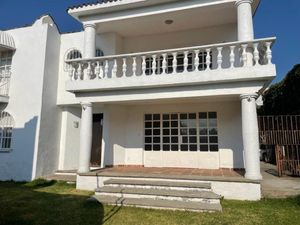 Casa en Venta en Hacienda Tetela Cuernavaca