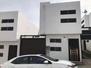 Casa en Venta en Villa Residencial Santa Fe 3ra. Sección Tijuana