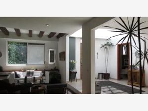 Casa en Venta en Bosques de las Palmas Huixquilucan