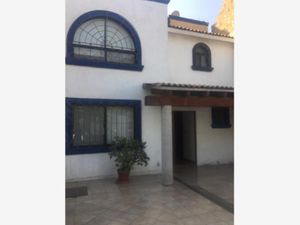 Casa en Venta en Los Pájaros Corregidora