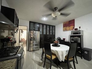 Casa en venta atrás de las Country Towers