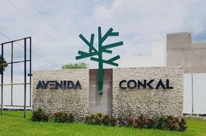 Casa en Venta en Avenida Conkal, Conkal, Yucatan, de 4 Rec