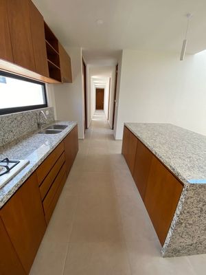 Casa en venta de 3 habitaciones de un piso zona norte Chablekal Merida