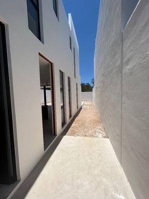 Casa  en venta en privada al norte de Mérida, Yucatán