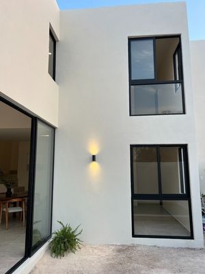 Casa en venta de 3 recamaras en Real Motejo Zona Norte Merida