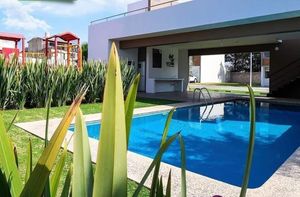Casa en venta con roof garden, los espinos residencial
