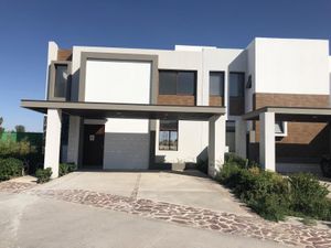 Casa en Renta en Altozano la Nueva Laguna Gómez Palacio