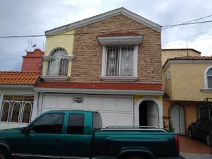 Casa en Renta en Residencial Victoria León