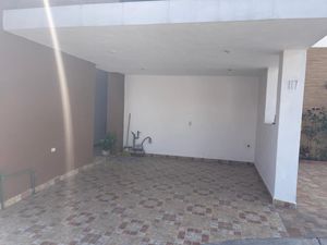 Casa en Venta en Arboledas de Loma Bella Puebla