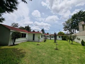 Casa en Venta en San Carlos Metepec