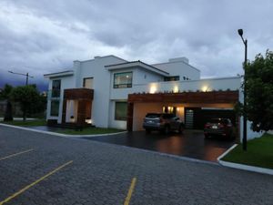 Casa en Venta en La Providencia Metepec